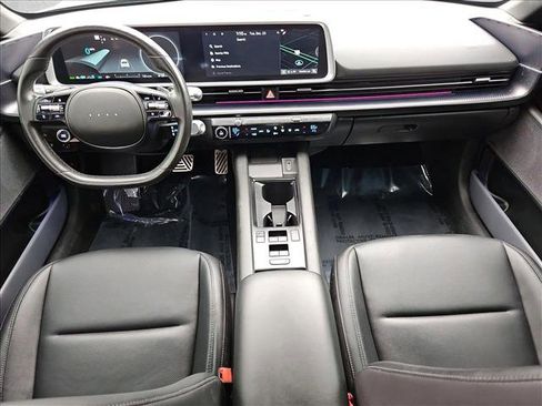 Used 2023 Hyundai Ioniq 6 Limited image 18