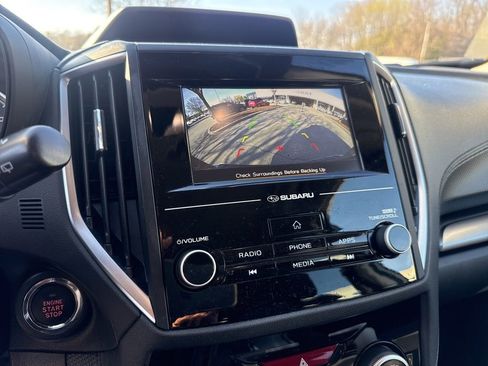 Used 2024 Subaru Forester Premium image 17