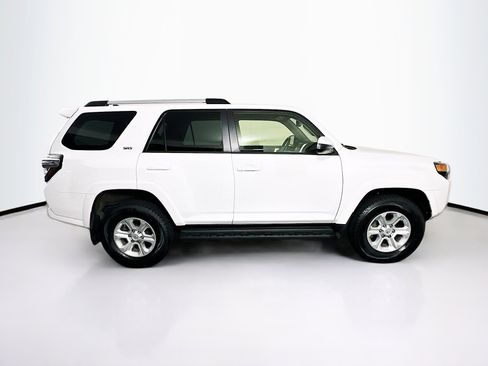 Used 2024 Toyota 4Runner SR5 image 10