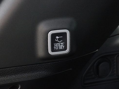 New 2026 Jeep Grand Cherokee Altitude AWD/4WD image 26