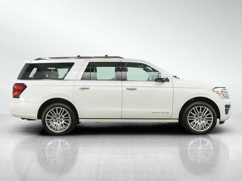 Used 2022 Ford Expedition Max Platinum AWD/4WD image 6