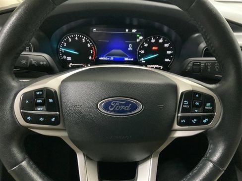 Used 2024 Ford Explorer XLT w/ Equipment Group 202A image 25