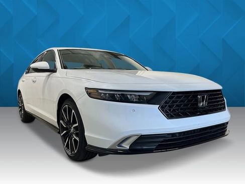 New 2026 Honda Accord Touring image 9