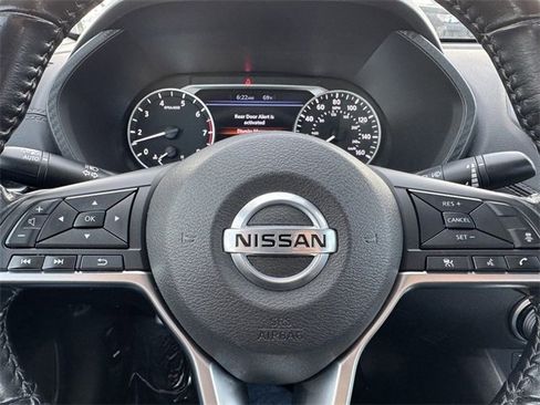 Used 2022 Nissan Sentra SV image 23
