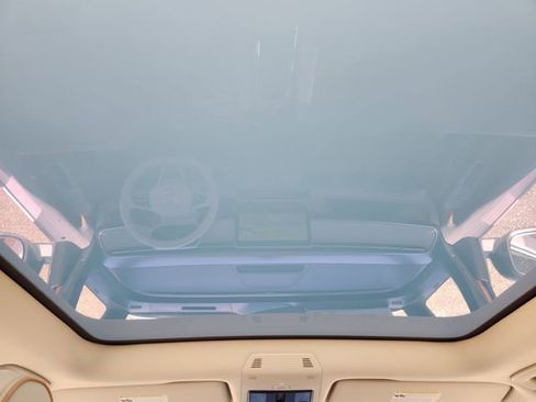 New 2025 Volkswagen ID. Buzz Pro S Plus image 27