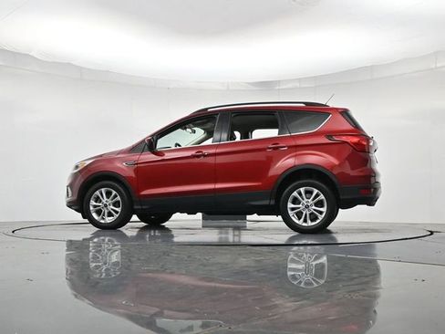 Used 2019 Ford Escape SEL FWD image 39