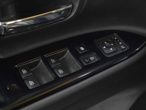 Used 2020 Mitsubishi Outlander SE FWD image 21