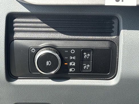 New 2025 Ford F350 XL w/ XL Chrome Package image 17