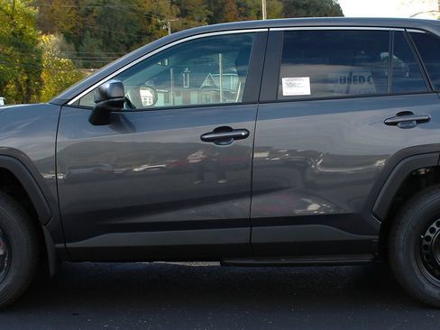 New 2025 Toyota RAV4 LE image 8