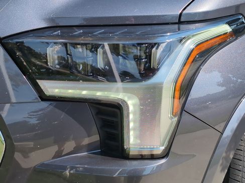 Used 2023 Toyota Sequoia Capstone AWD/4WD image 6