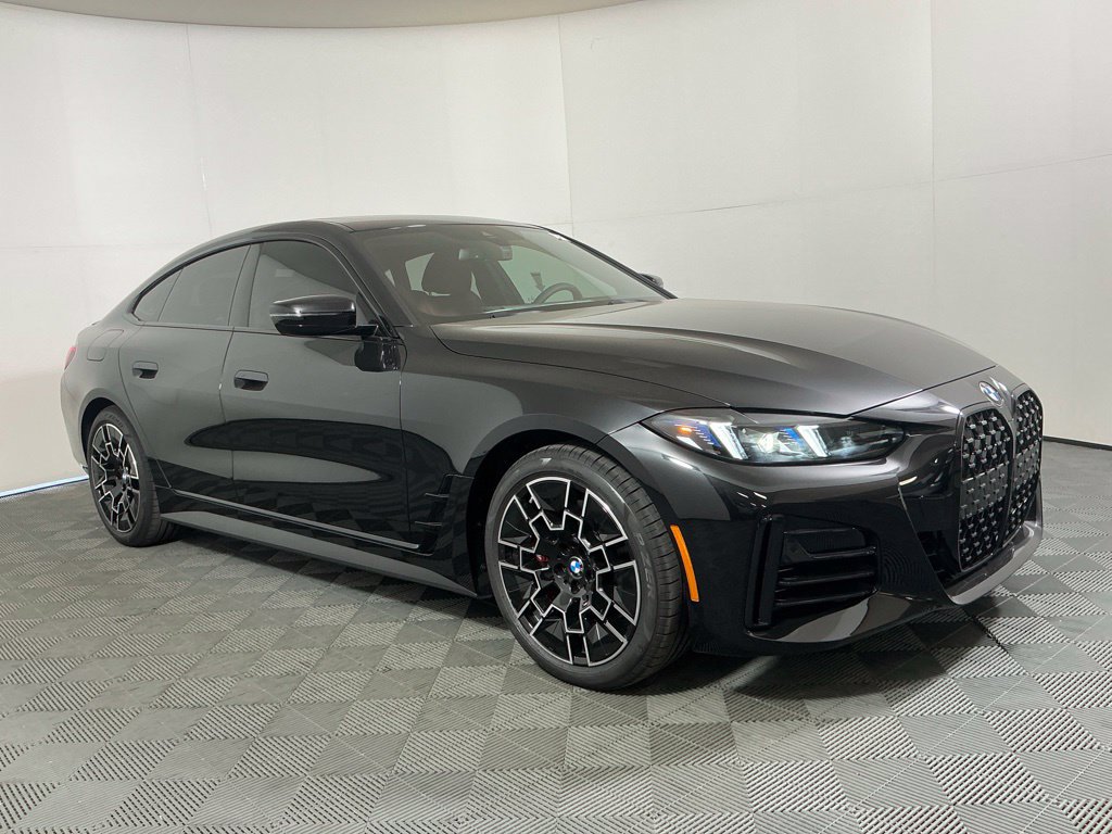 New 2026 BMW 430i w/ M Sport Package RWD image 4