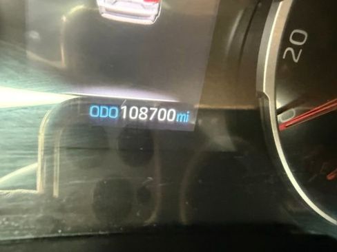 Used 2021 Toyota RAV4 XLE w/ Convenience Package image 19