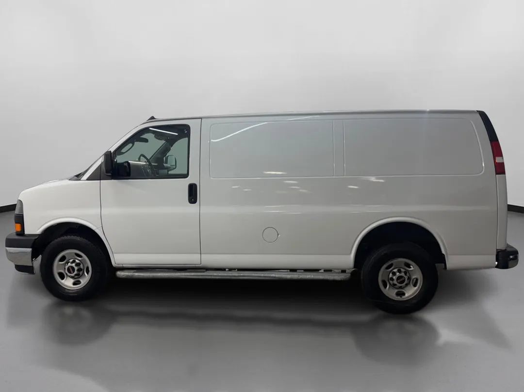 Used 2022 GMC Savana 2500 w/ Driver Convenience Package RWD image 5