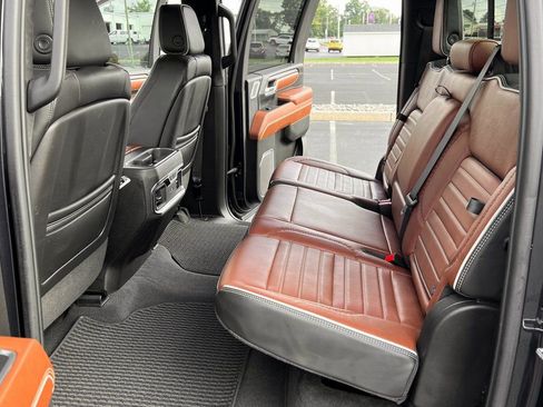 Used 2024 GMC Sierra 2500 Denali Ultimate image 20