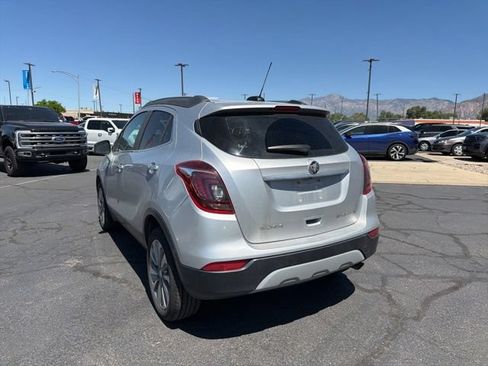 Used 2018 Buick Encore Preferred FWD image 8
