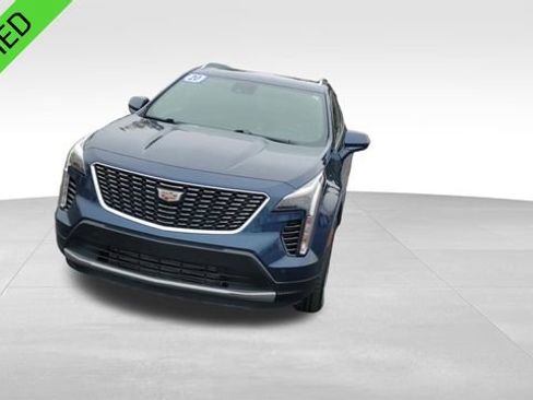 Certified 2020 Cadillac XT4 Premium Luxury w/ Cold Weather Package image 4