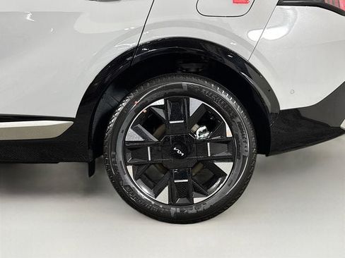 New 2026 Kia Sportage SX AWD/4WD image 10