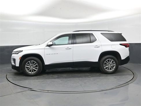 Used 2023 Chevrolet Traverse LT w/ LPO, Floor Liner Package image 7