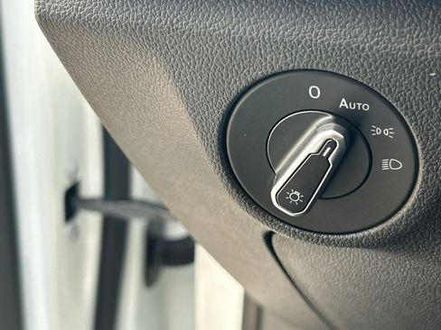 Used 2025 Volkswagen Jetta S image 45