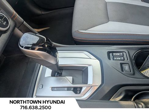 Used 2021 Subaru Crosstrek 2.0i Premium w/ Moonroof Package AWD/4WD image 15