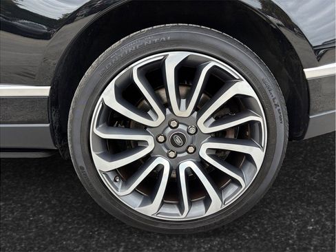 Used 2016 Land Rover Range Rover Long Wheelbase Supercharged image 14