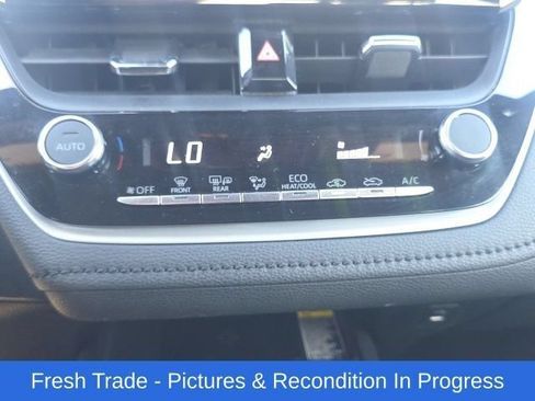 Used 2024 Toyota Corolla XSE FWD image 15