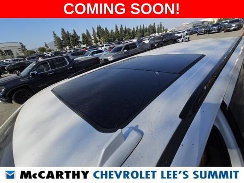 Used 2021 Cadillac Escalade ESV Sport w/ Driver Assist Tech Package AWD/4WD image 4