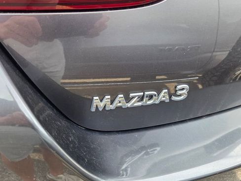 Used 2019 MAZDA MAZDA3 Sedan w/ Select Package image 4
