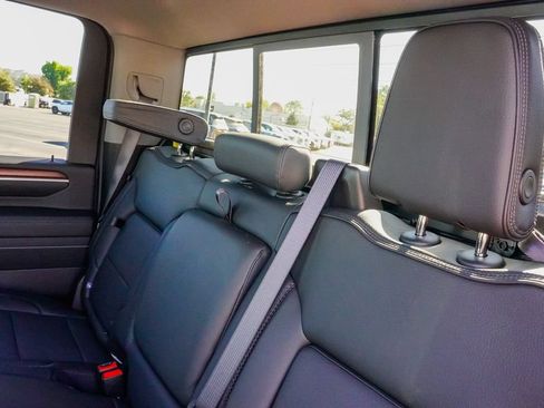 New 2026 GMC Sierra 3500 Denali w/ Denali Reserve Package AWD/4WD image 12