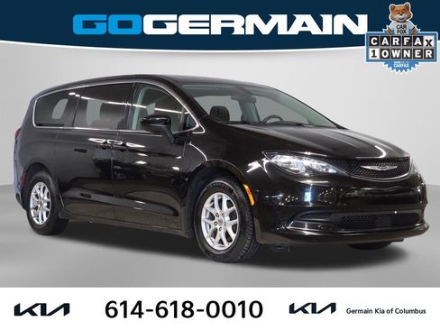 Used 2021 Chrysler Voyager LX FWD image 4