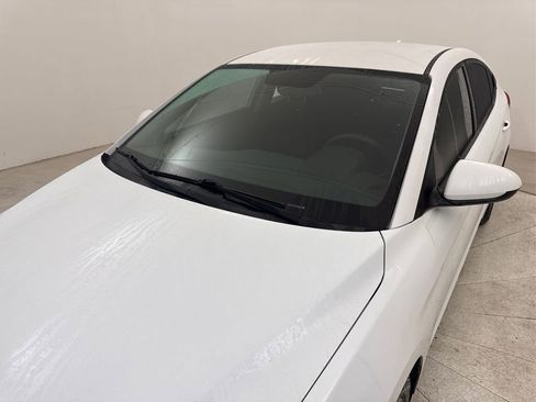 Used 2018 Hyundai Elantra SEL image 15