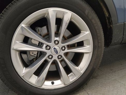 Used 2018 Ford Explorer XLT w/ Equipment Group 202A image 31