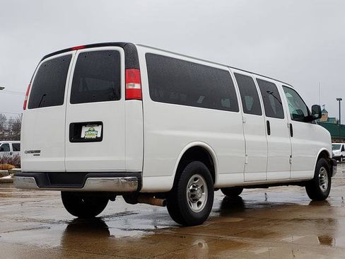 Used 2016 Chevrolet Express 3500 LT w/ LT Preferred Equipment Group image 6