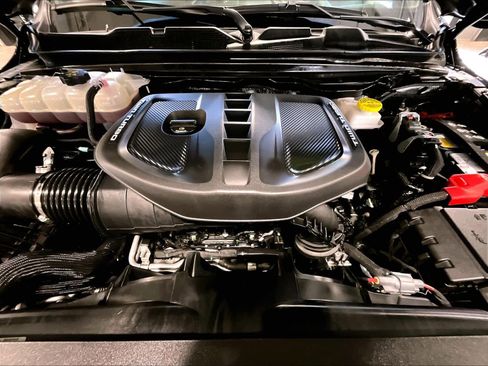 Used 2025 RAM 1500 Limited image 30