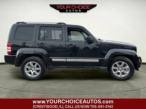 Used 2011 Jeep Liberty Limited w/ Sky's The Limit Group AWD/4WD image 6