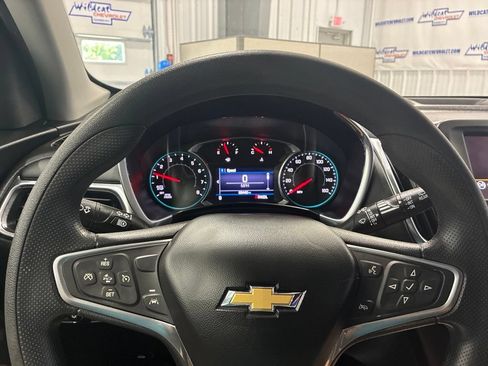 Used 2022 Chevrolet Equinox LT FWD image 19