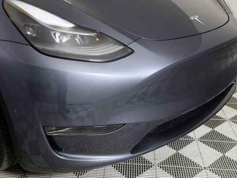 Used 2023 Tesla Model Y Long Range image 38