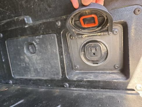 Used 2020 Toyota Tacoma TRD Off-Road AWD/4WD image 35