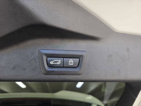 Used 2021 BMW X5 M w/ Competition Package image 28