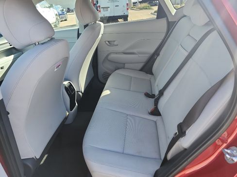 Used 2025 Hyundai Kona SEL AWD/4WD image 10