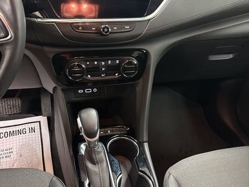 Used 2023 Buick Encore GX Select w/ Safety Package II image 12