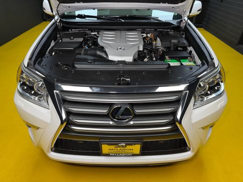 Used 2016 Lexus GX 460 image 57
