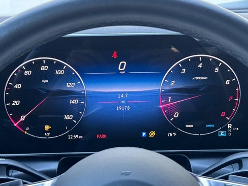 Certified 2025 Mercedes-Benz GLC 300 image 29