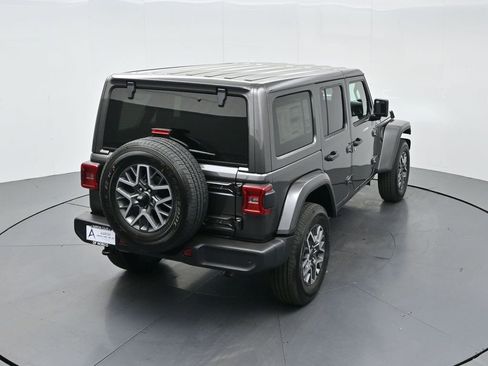 New 2025 Jeep Wrangler Unlimited Sahara w/ Safety Group AWD/4WD image 49