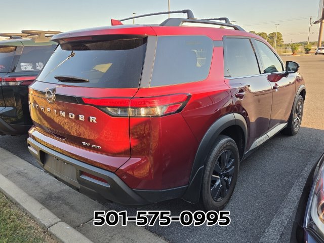 Used 2023 Nissan Pathfinder SV AWD/4WD image 4