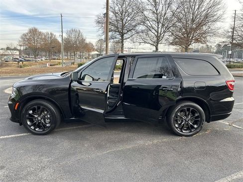 Used 2021 Dodge Durango R/T w/ Blacktop Package image 9