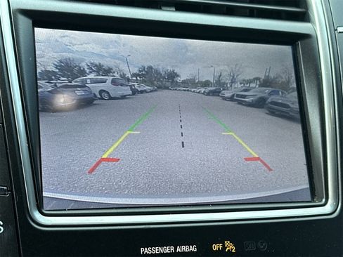 Used 2019 Lincoln Nautilus Select image 19