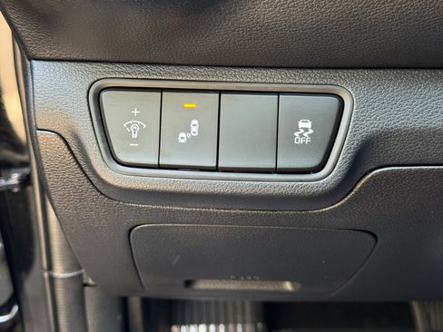 Used 2023 Kia Forte LXS w/ LXS Technology Package FWD image 16