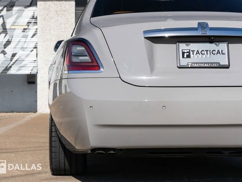 Used 2024 Rolls-Royce Ghost image 15