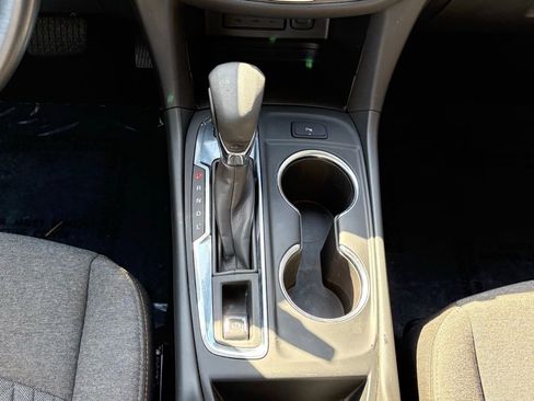 Used 2024 Chevrolet Equinox LT AWD/4WD image 20